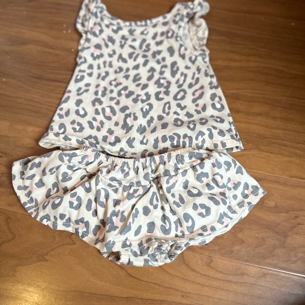 Cheeta outfit